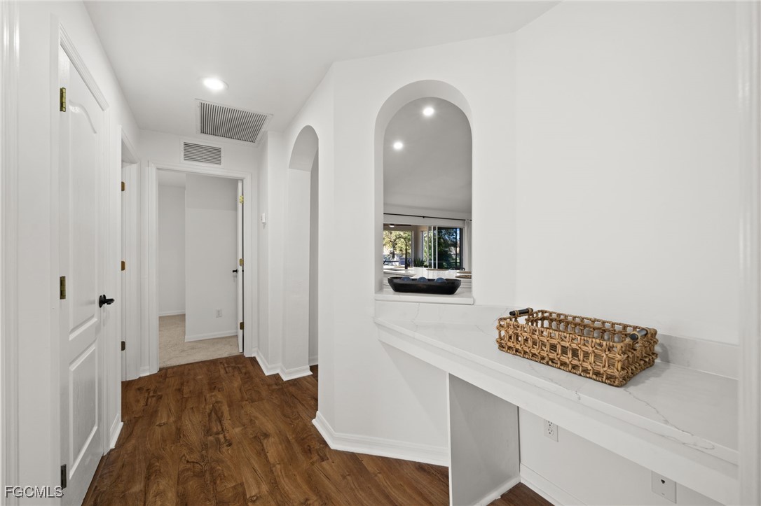 844 NE 6th PL