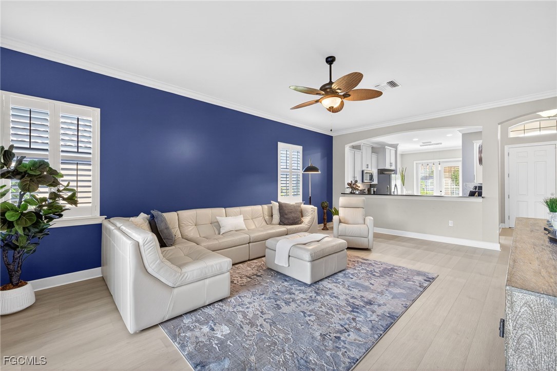 11126 Laughton CIR
