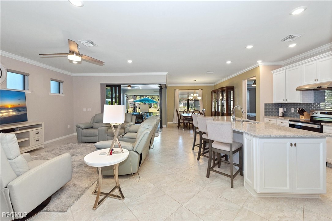 11806 Benchley CT