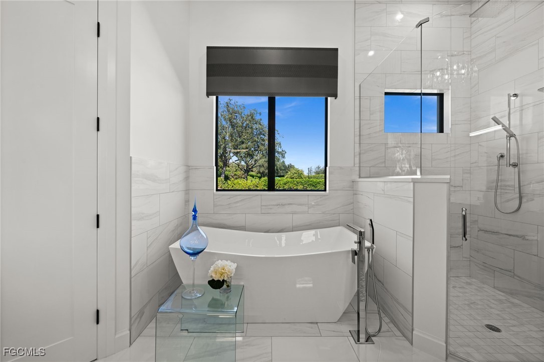 19026 Via Messina WAY