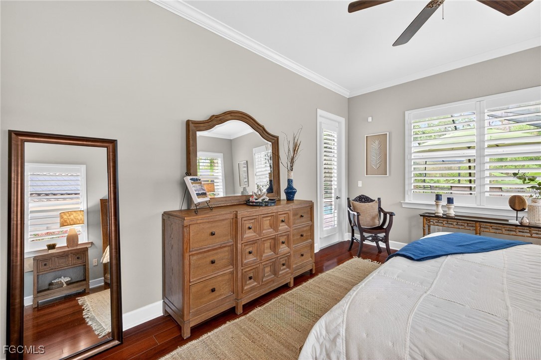 10890 Stonington AVE