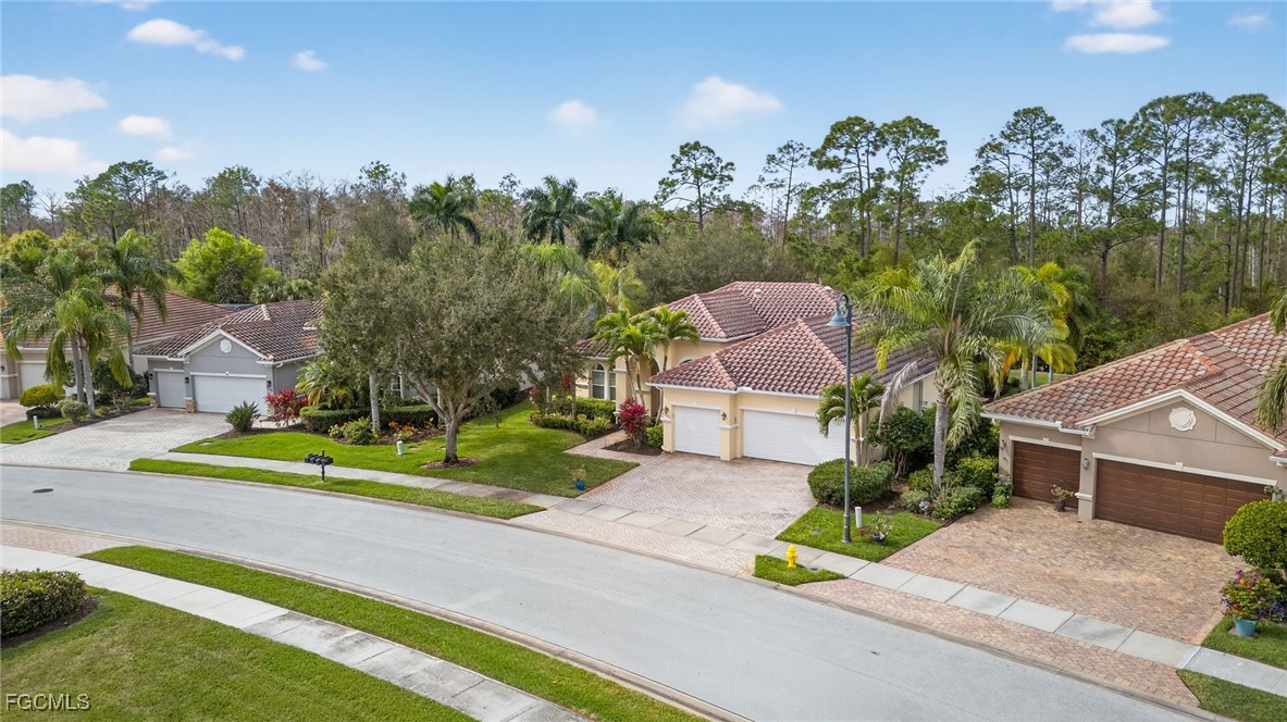 10890 Stonington AVE