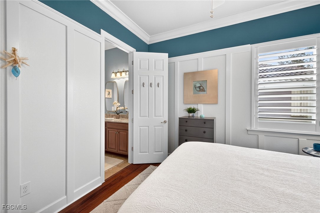 10890 Stonington AVE