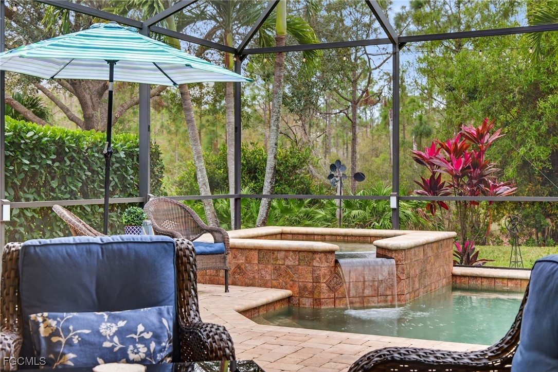 10890 Stonington AVE