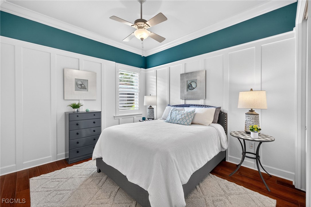 10890 Stonington AVE