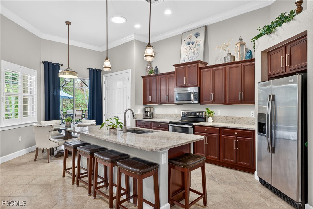 10890 Stonington AVE