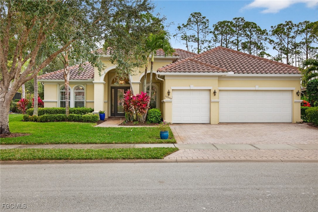 10890 Stonington AVE