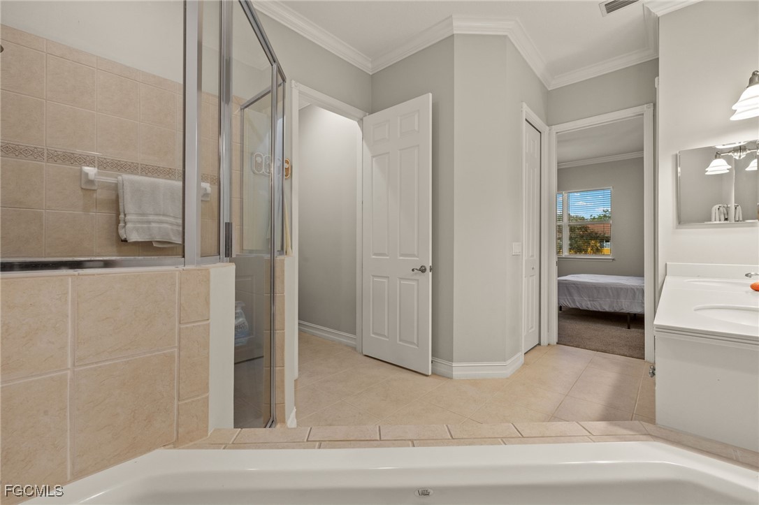 7071 San Lorenzo CT 201