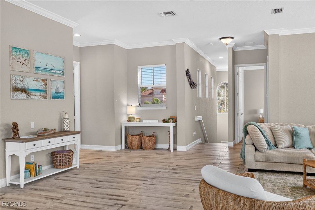 7071 San Lorenzo CT 201