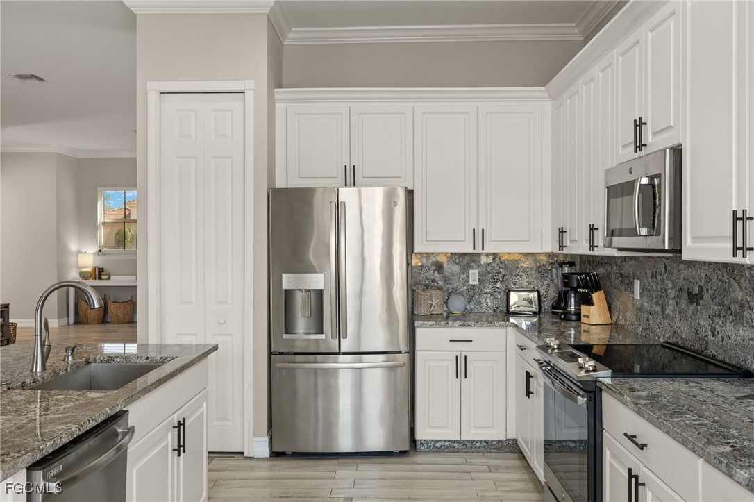 7071 San Lorenzo CT 201