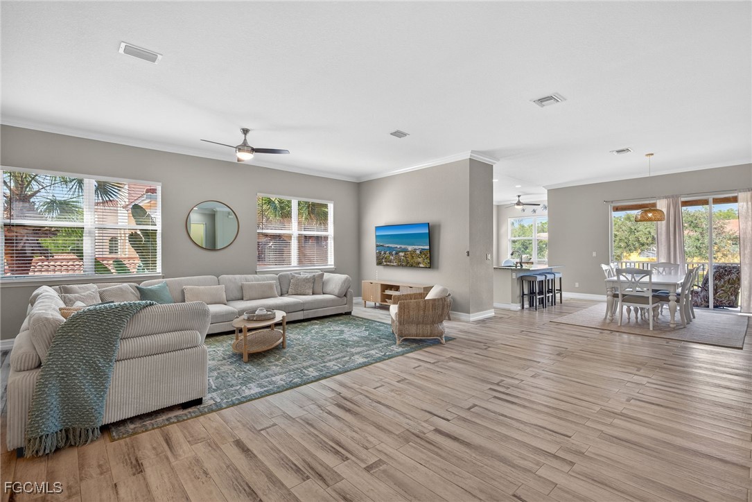 7071 San Lorenzo CT 201