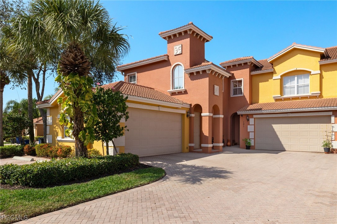 7071 San Lorenzo CT 201