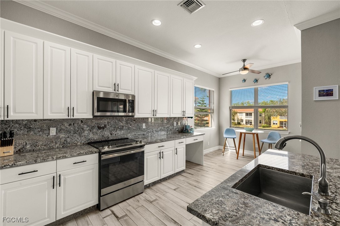 7071 San Lorenzo CT 201