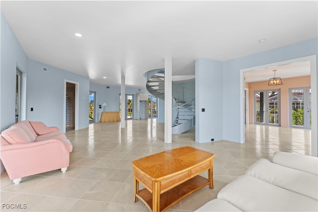 4150 Dingman DR