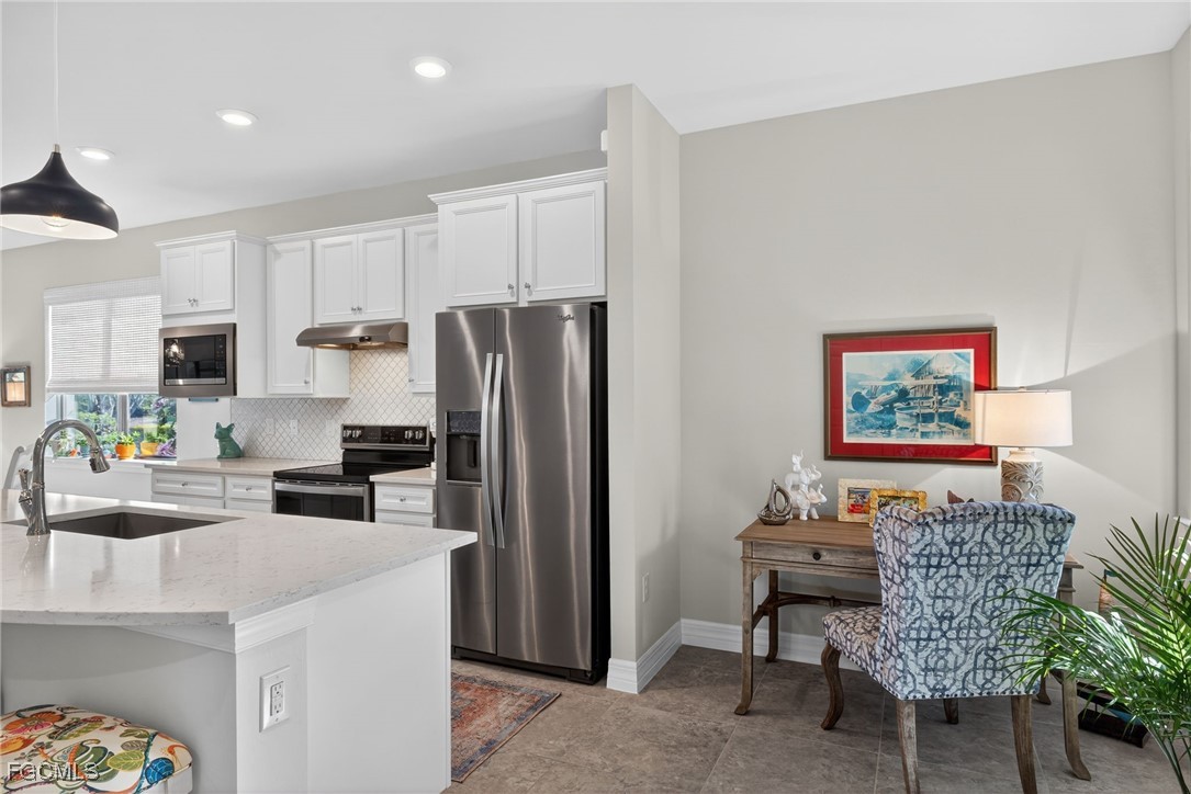 11268 Carlingford RD