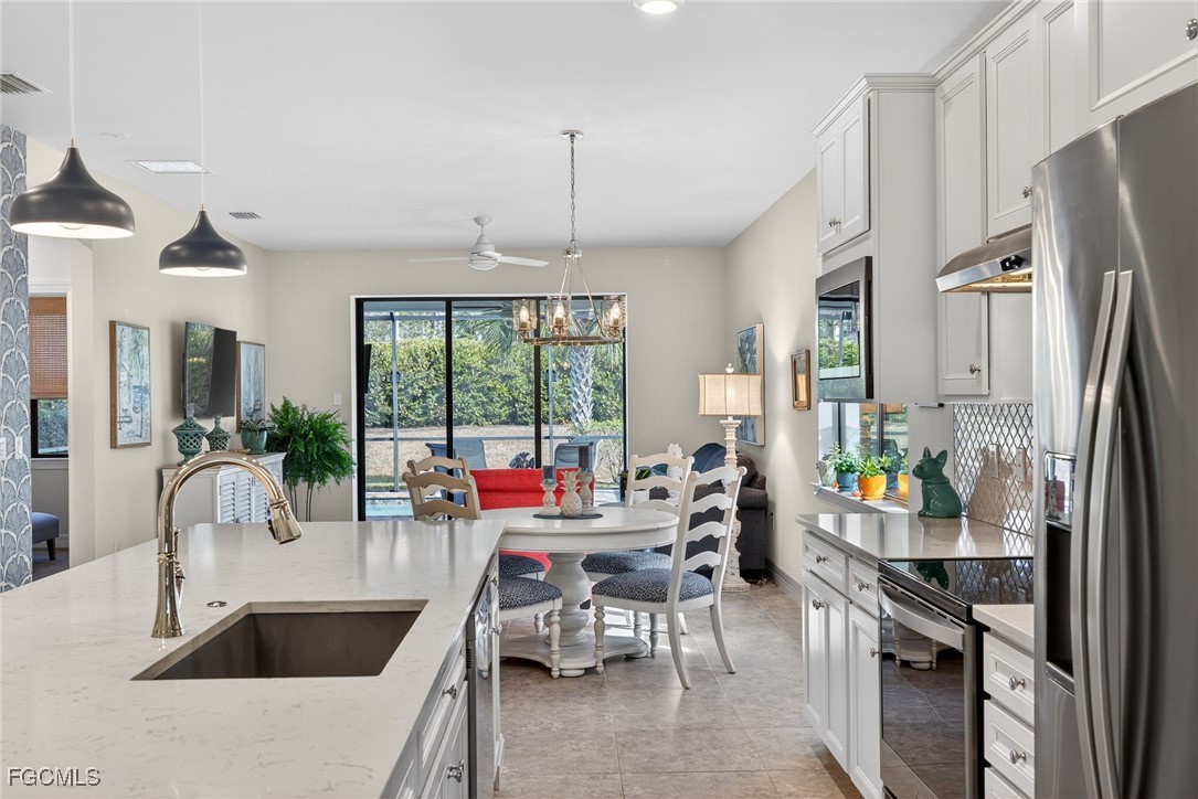 11268 Carlingford RD