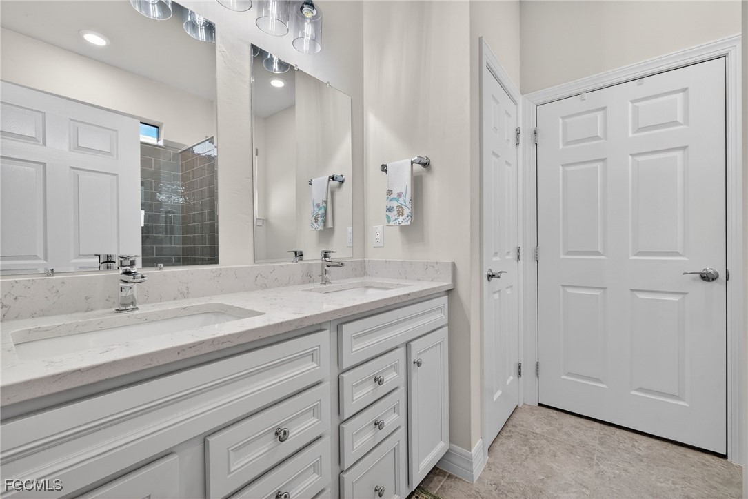 11268 Carlingford RD