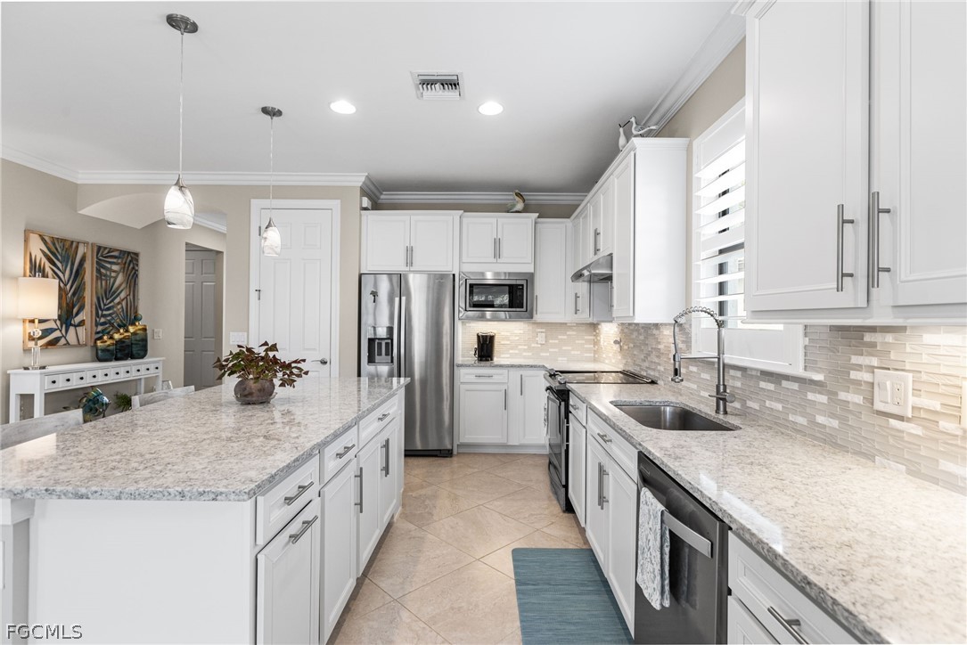 11842 Darcy PL