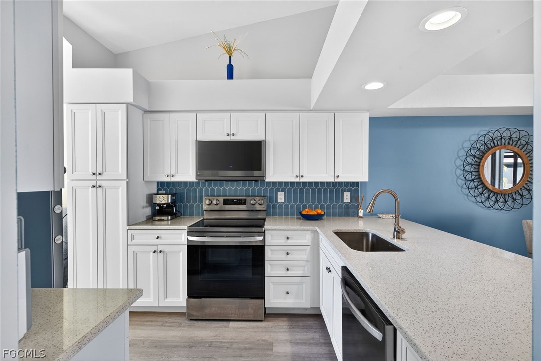 13171 Regent CIR