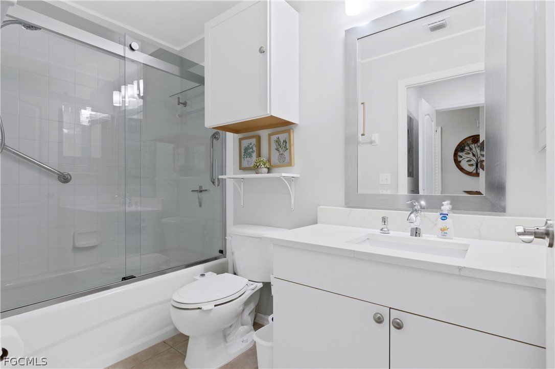 10460 Washingtonia Palm WAY 1332