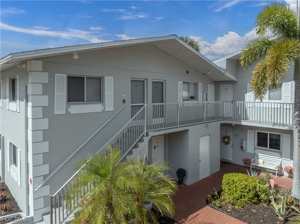 8141 Country RD 202