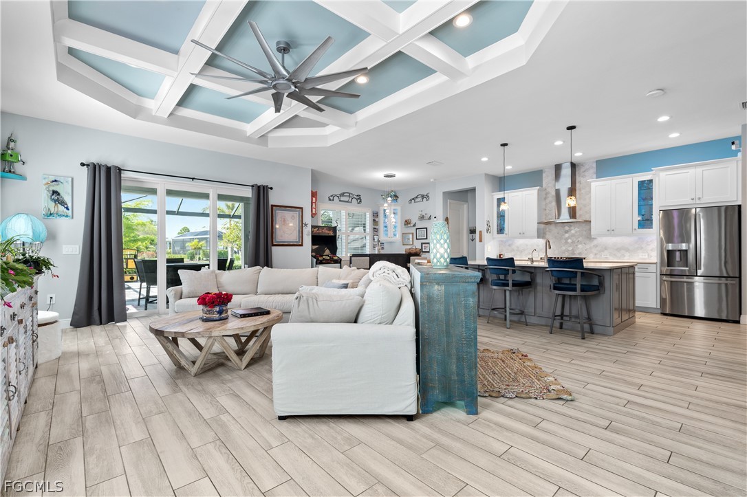 13853 Magnolia Isle DR