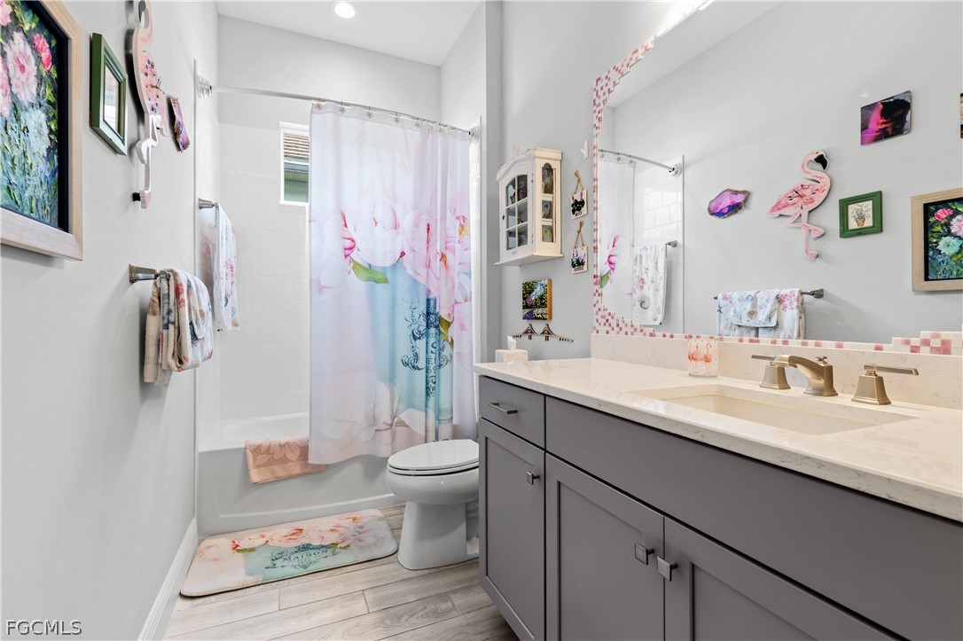 13853 Magnolia Isle DR