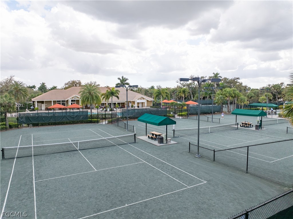 13853 Magnolia Isle DR