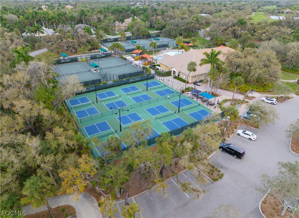 13853 Magnolia Isle DR