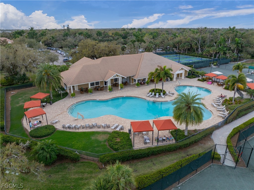 13853 Magnolia Isle DR