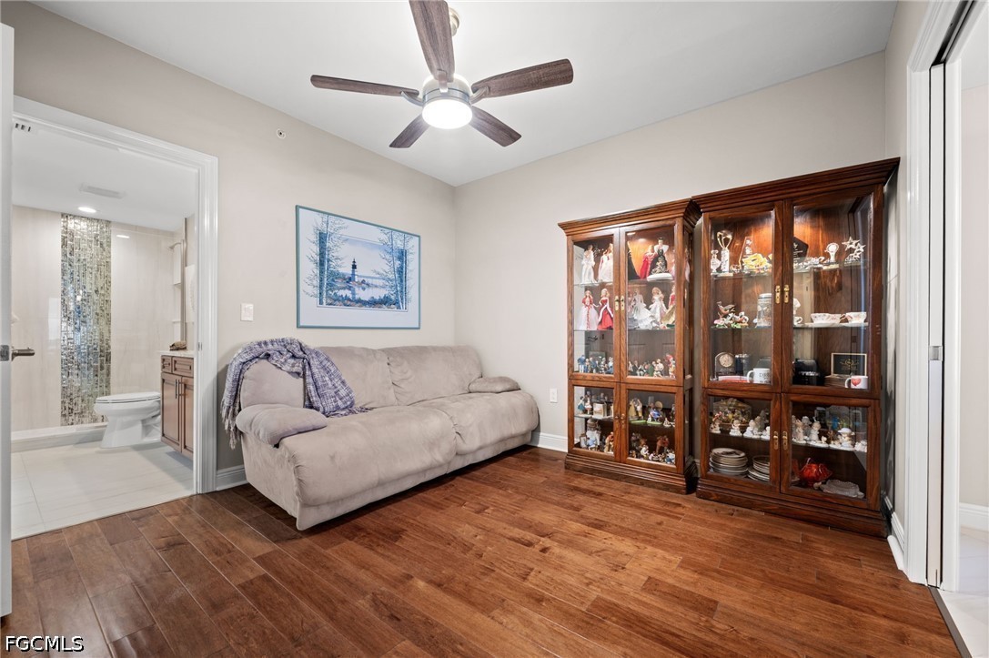 2090 W First ST G807