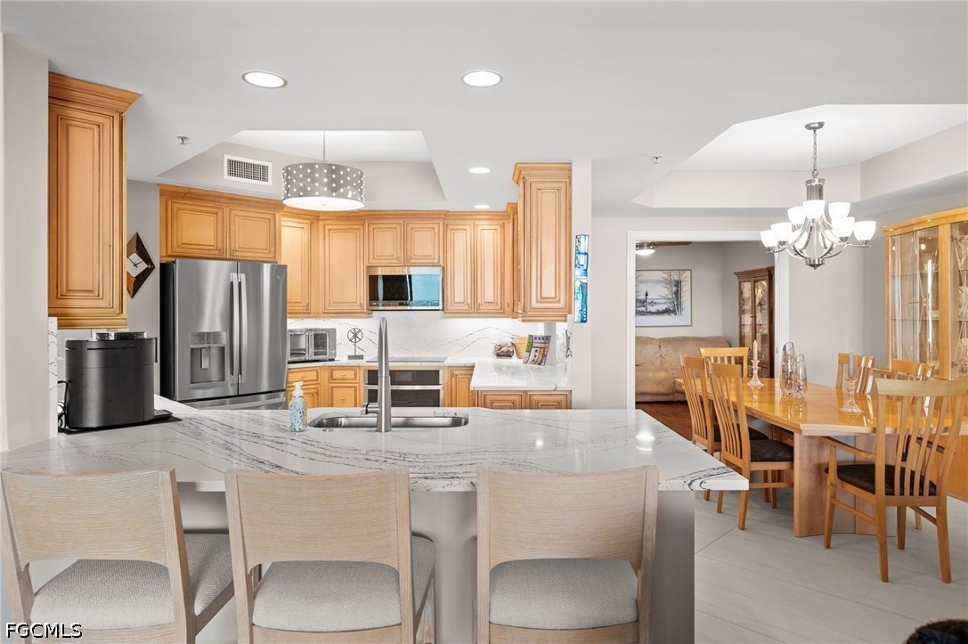 2090 W First ST G807