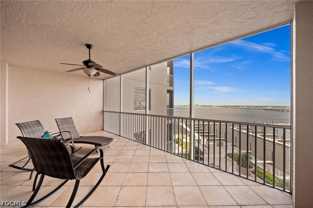 2090 W First ST G807