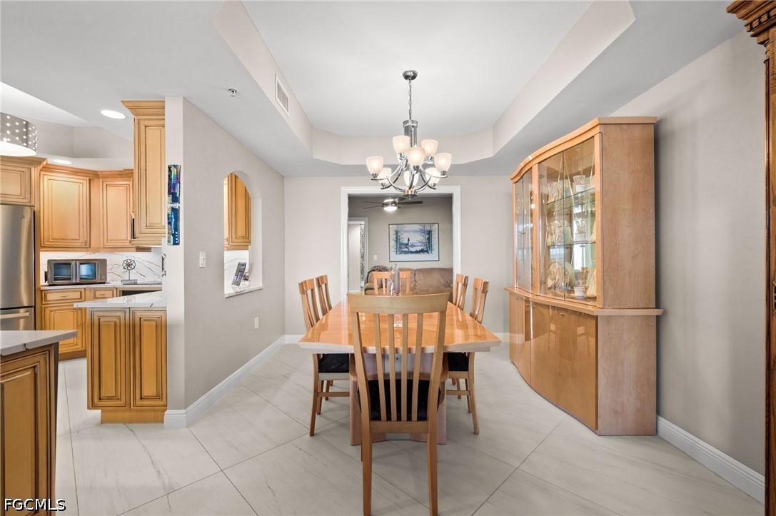 2090 W First ST G807