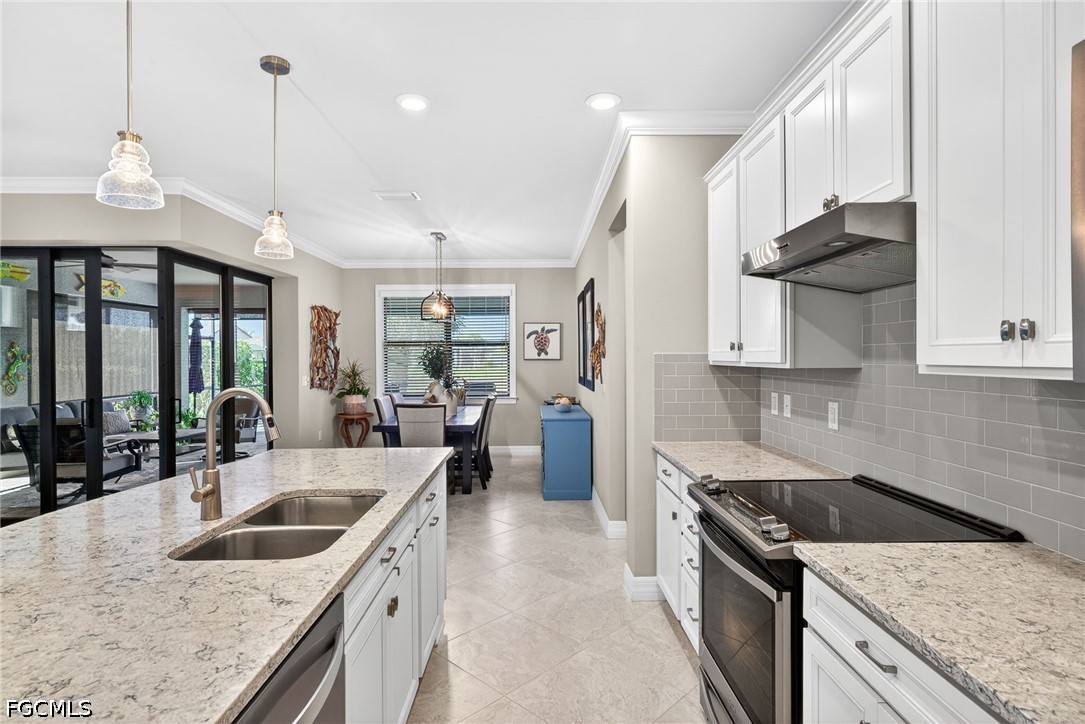 11932 Bourke PL