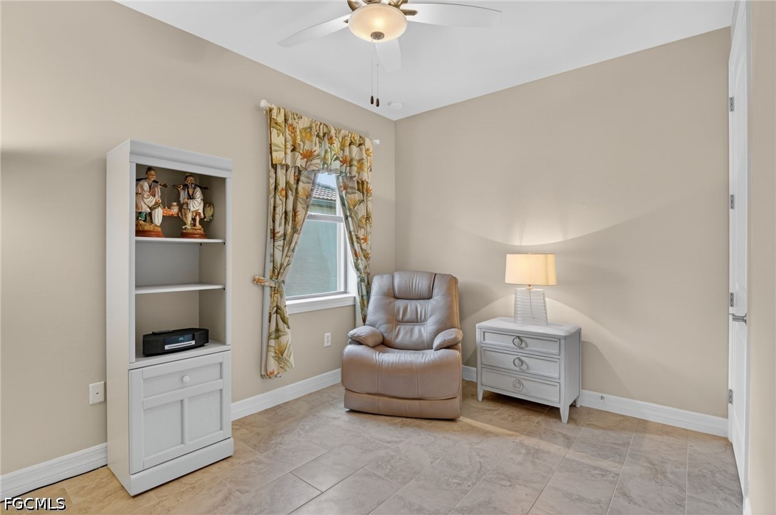 11813 Darcy PL
