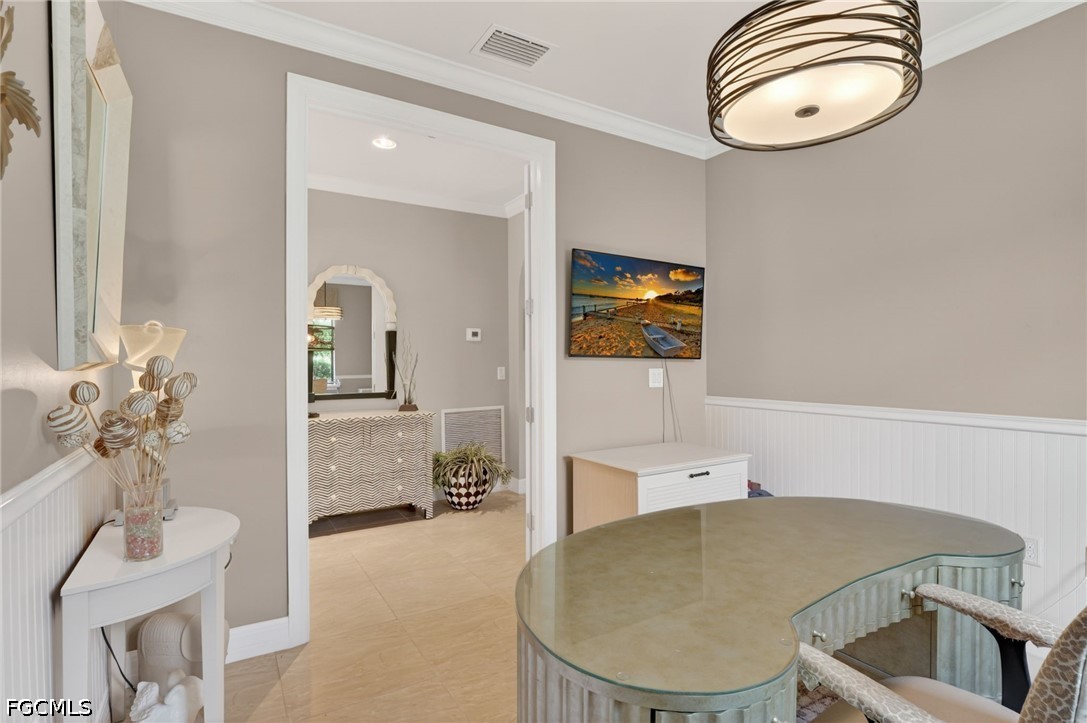 11813 Darcy PL