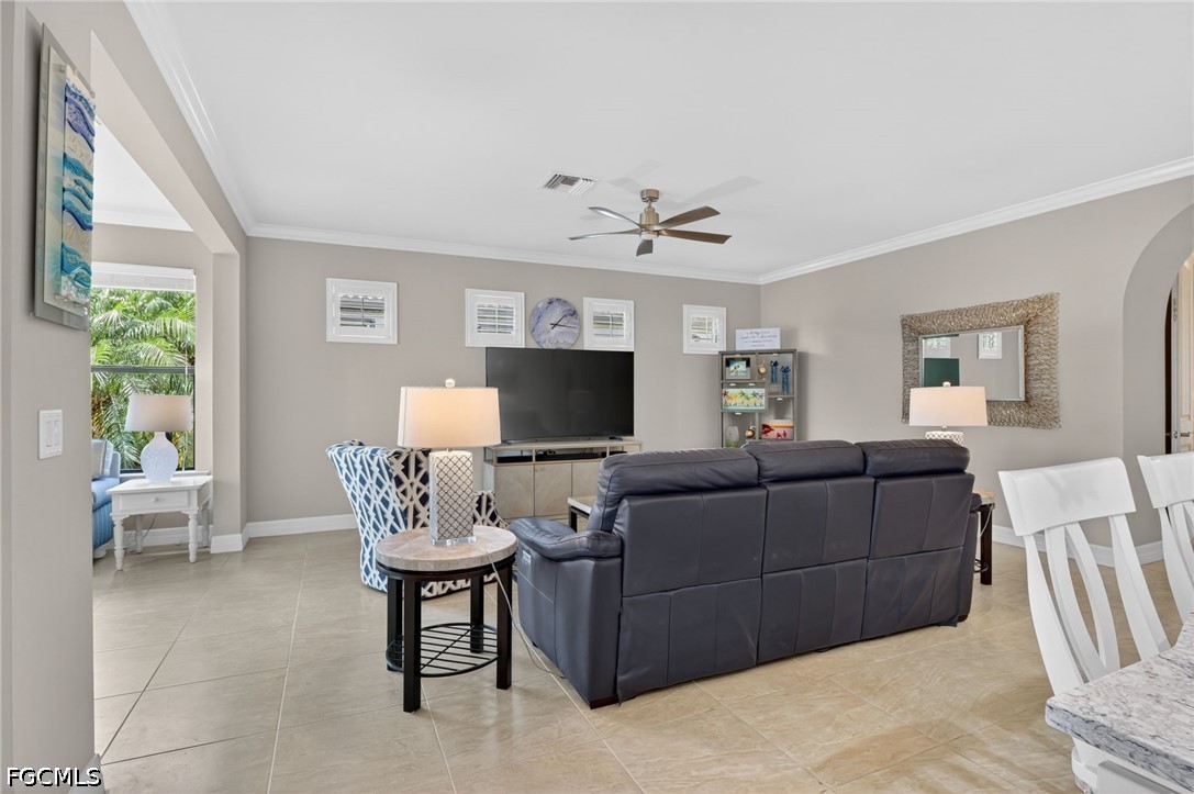 11813 Darcy PL