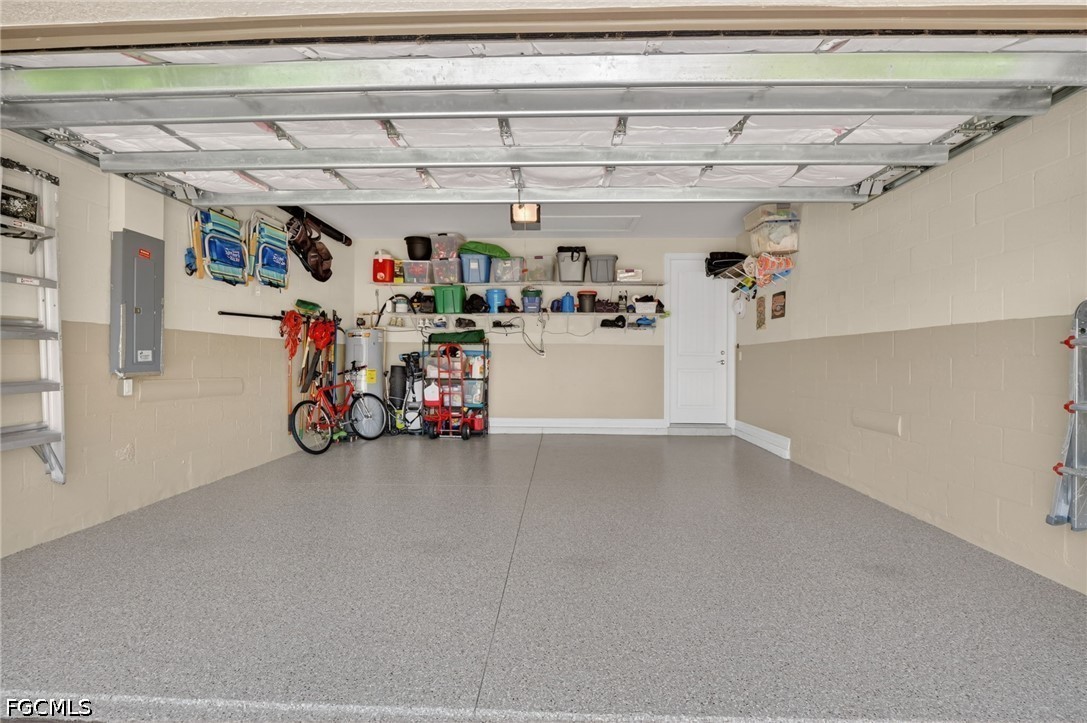 11813 Darcy PL