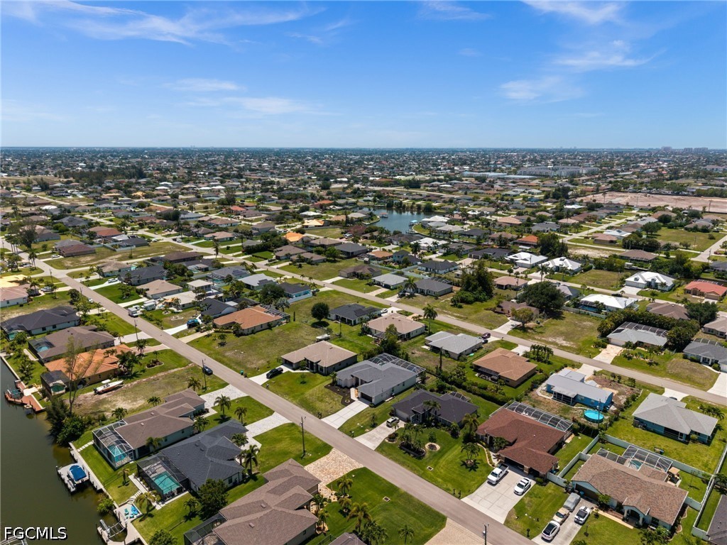 1820 SW 29th TER