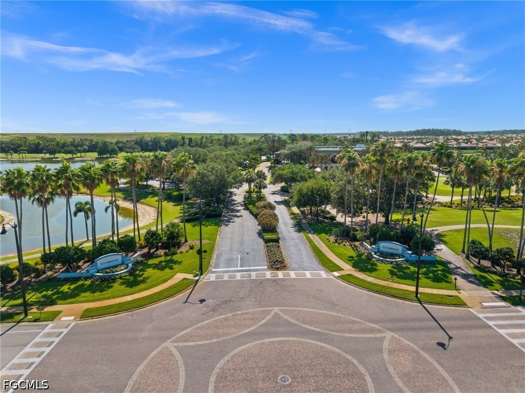 11507 Giulia DR