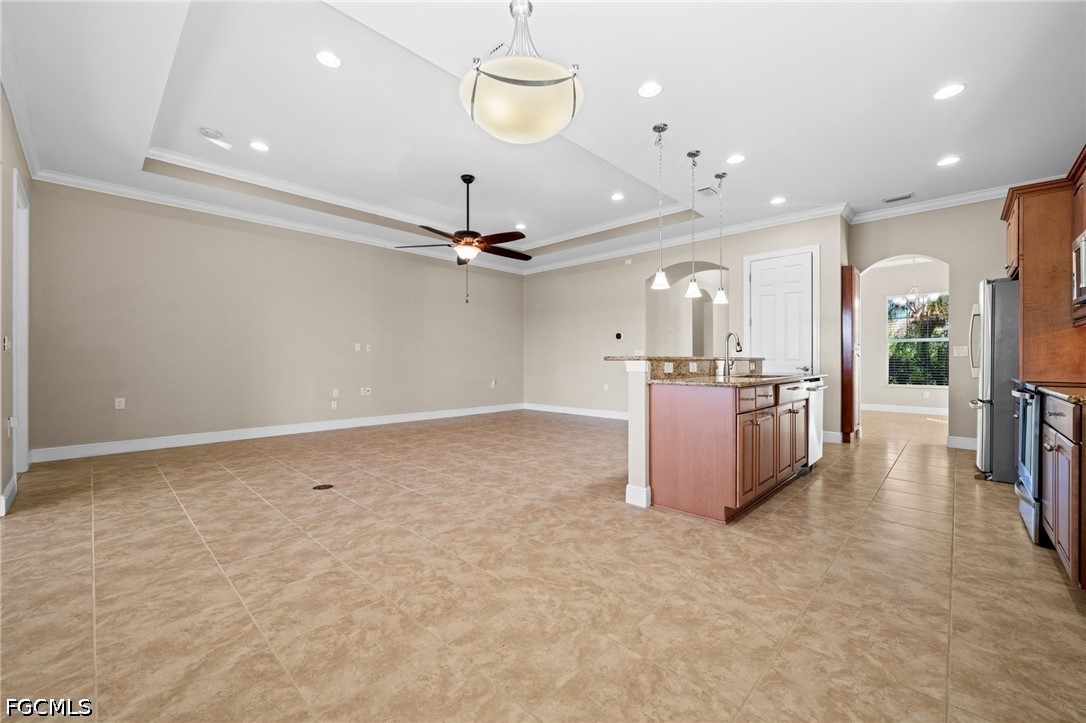 11507 Giulia DR