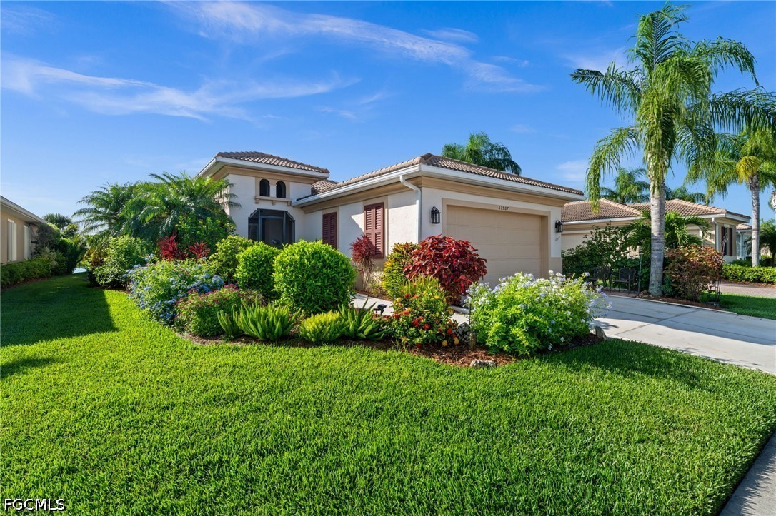 11507 Giulia DR