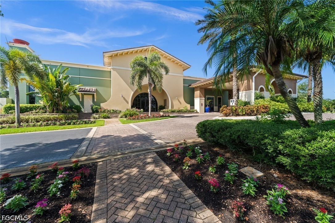 11507 Giulia DR