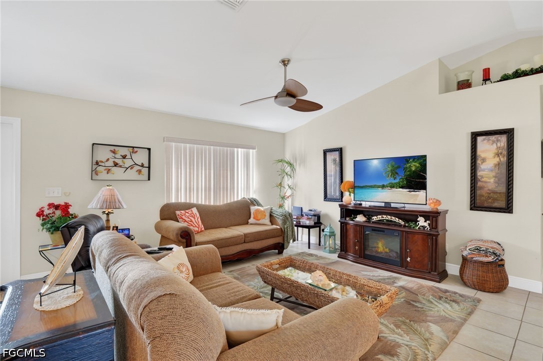 3820 SW 20th AVE
