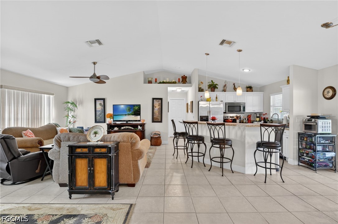 3820 SW 20th AVE