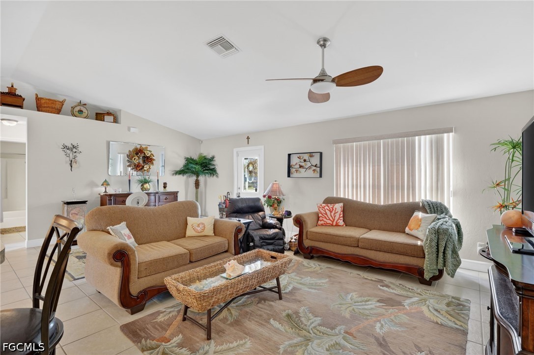 3820 SW 20th AVE