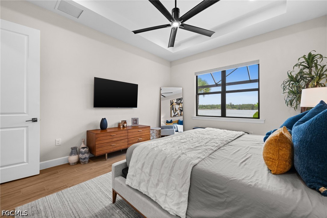 19025 Aqua Shore DR
