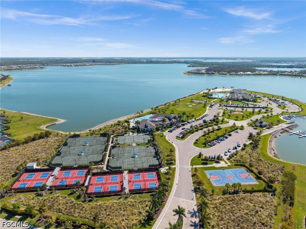 19025 Aqua Shore DR