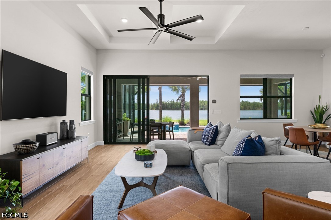 19025 Aqua Shore DR